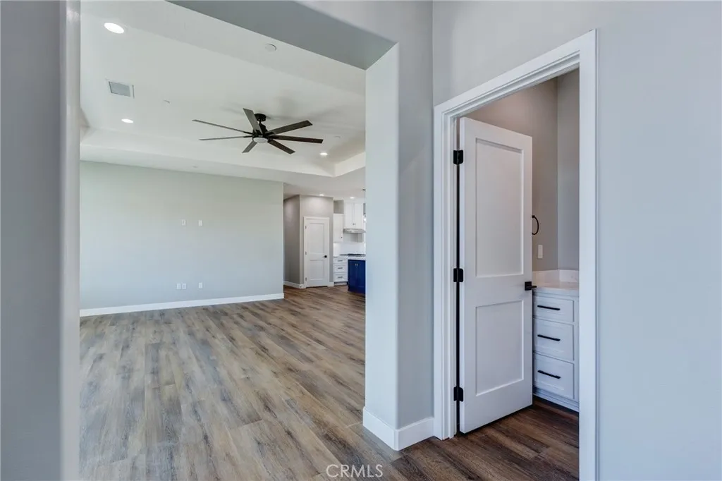 6848 Braceo Street, Oak Hills, California 92344 home-pic-9