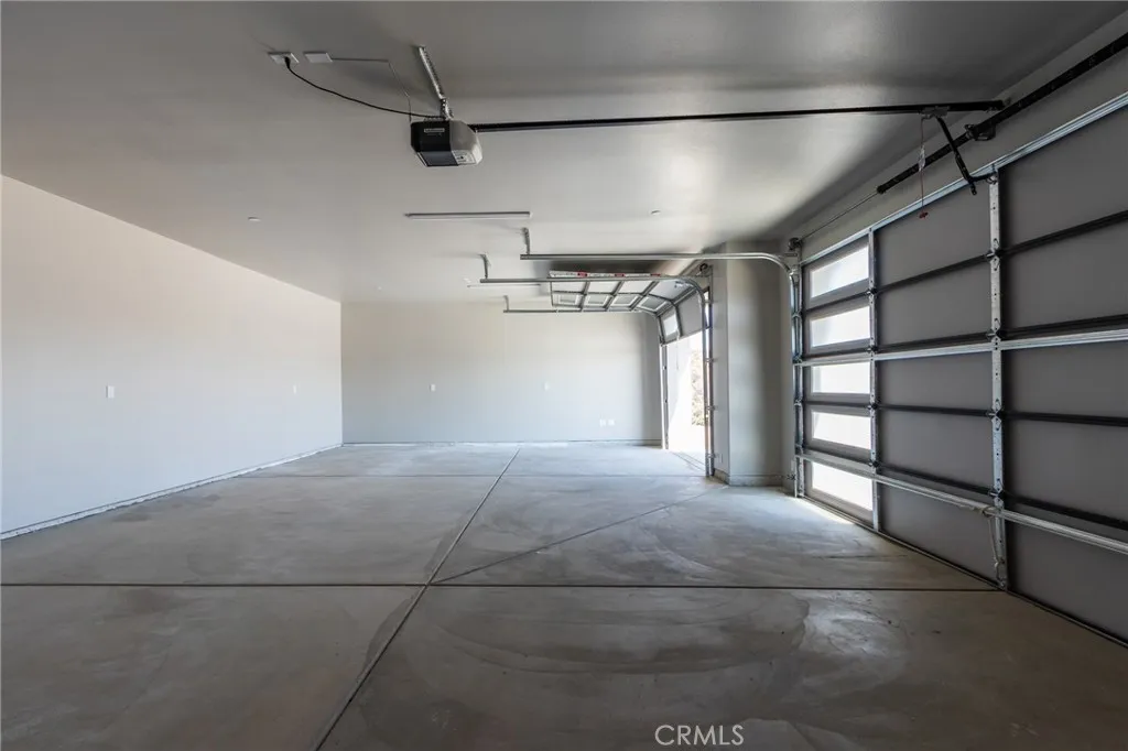 6848 Braceo Street, Oak Hills, California 92344 home-pic-42