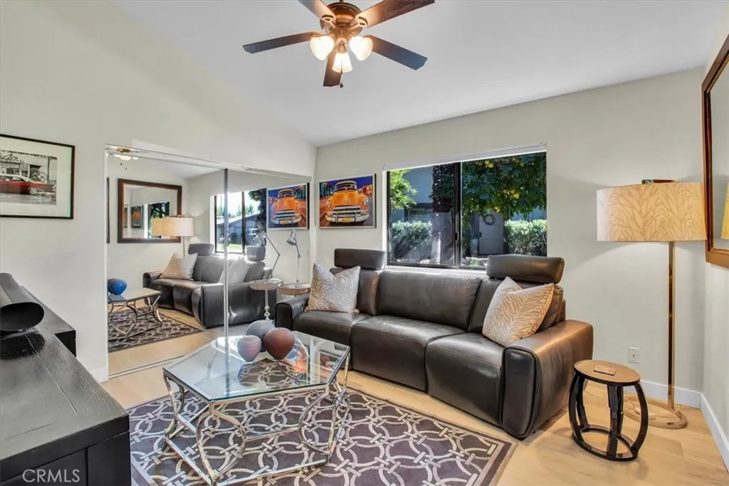 278 Green Mountain Drive, Palm Desert, California 92211 home-pic-18