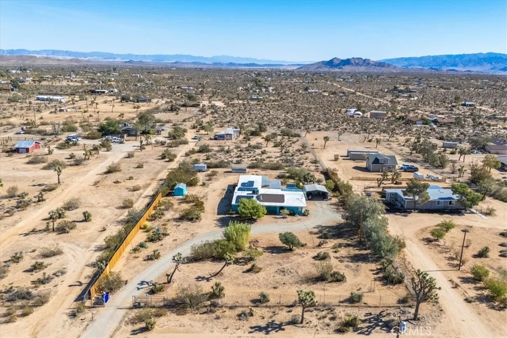 3613 Sage Avenue, Yucca Valley, California 92284 home-pic-66