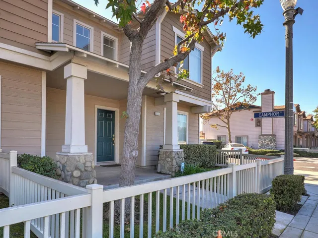 Gated Front porch