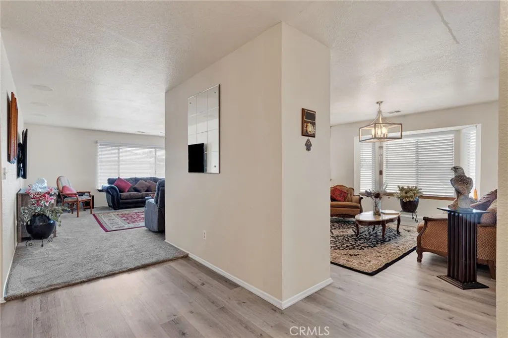 21291 Ramona, Apple Valley, California 92307 home-pic-12