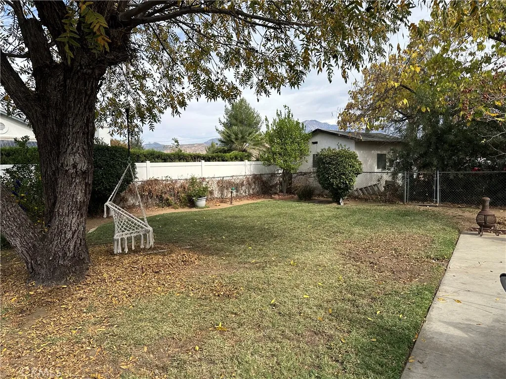 34212 Avenue E, Yucaipa, California 92399 home-pic-31