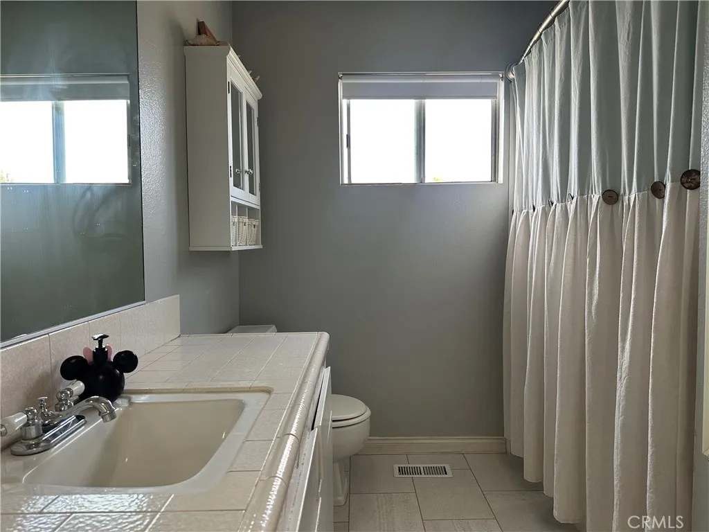 34212 Avenue E, Yucaipa, California 92399 home-pic-15