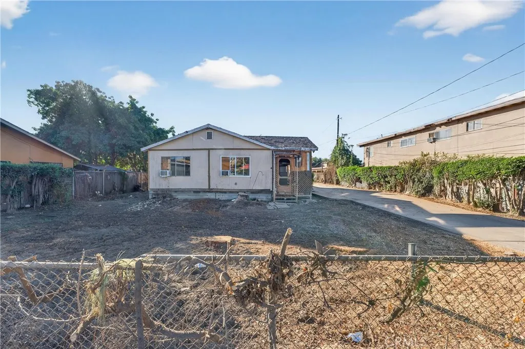 10826 Klingerman Street, South El Monte, California 91733 home-pic-1