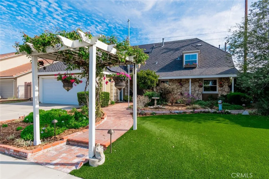 210 S Trevor, Anaheim, California 92806 home-pic-0