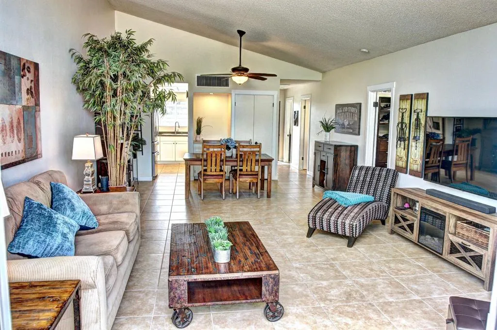 82022 Odlum Drive, Indio, California 92201 home-pic-8
