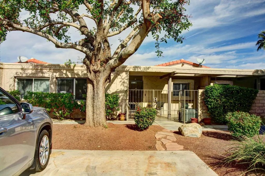82022 Odlum Drive, Indio, California 92201 home-pic-38