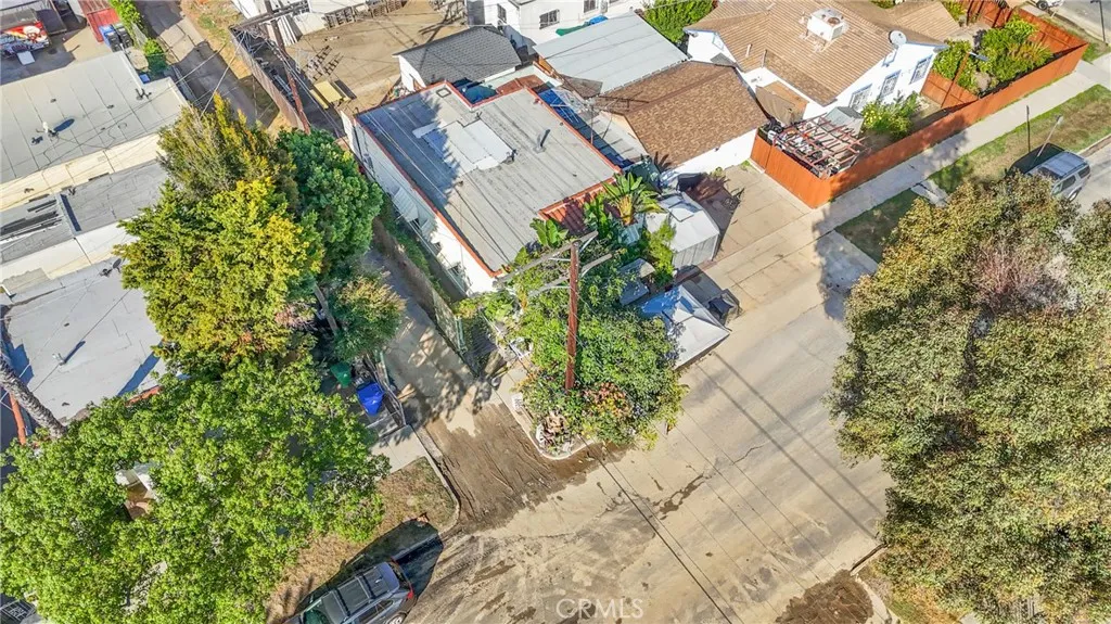 5211 Halldale, Los Angeles, California 90062 home-pic-17