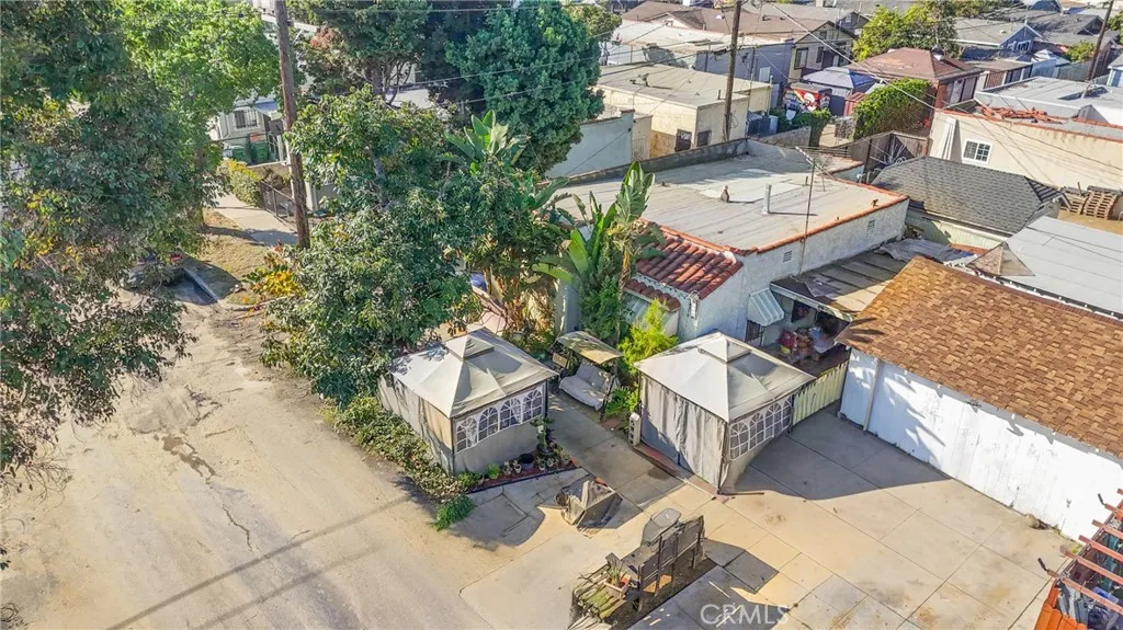 5211 Halldale, Los Angeles, California 90062 home-pic-10
