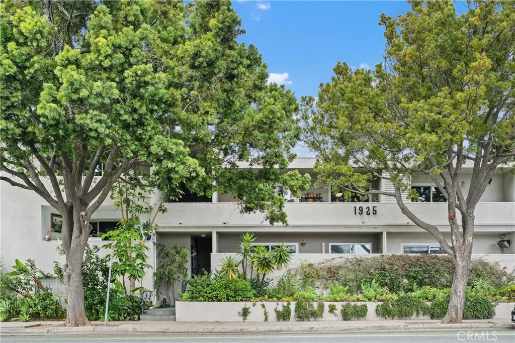 1925 Montana Avenue 3, Santa Monica, California 90403 home-pic-0
