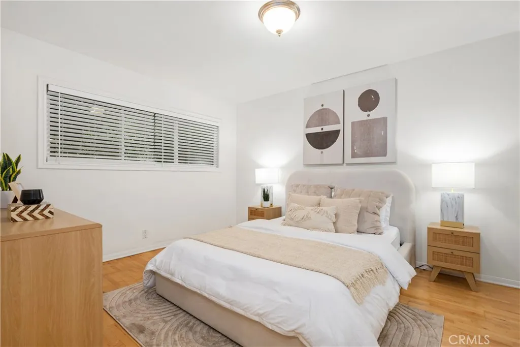 1925 Montana Avenue 3, Santa Monica, California 90403 home-pic-17