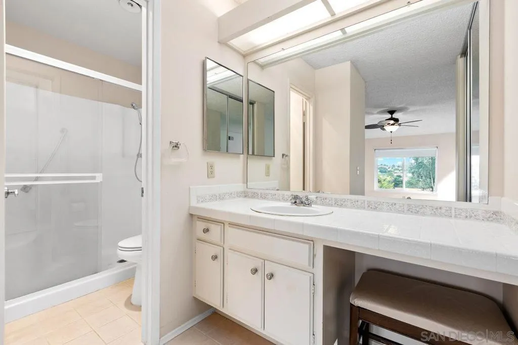17465 Plaza Animado 147, San Diego, California 92128 home-pic-32