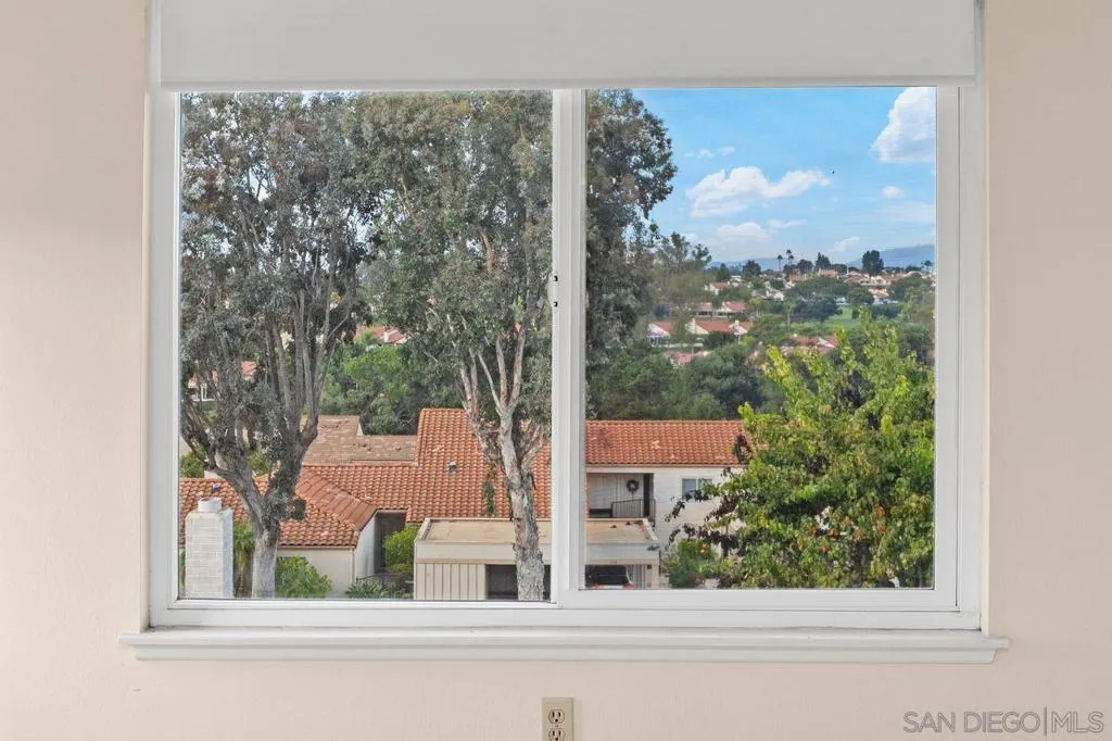 17465 Plaza Animado 147, San Diego, California 92128 home-pic-31