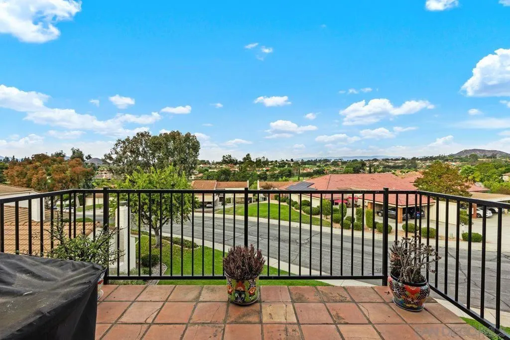 17465 Plaza Animado 147, San Diego, California 92128 home-pic-8