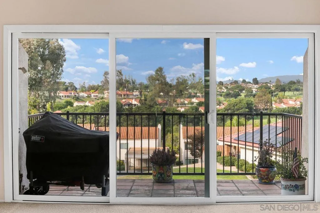 17465 Plaza Animado 147, San Diego, California 92128 home-pic-18