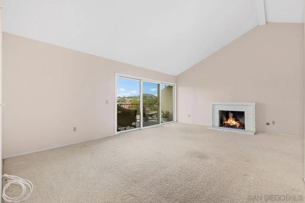 17465 Plaza Animado 147, San Diego, California 92128 home-pic-14
