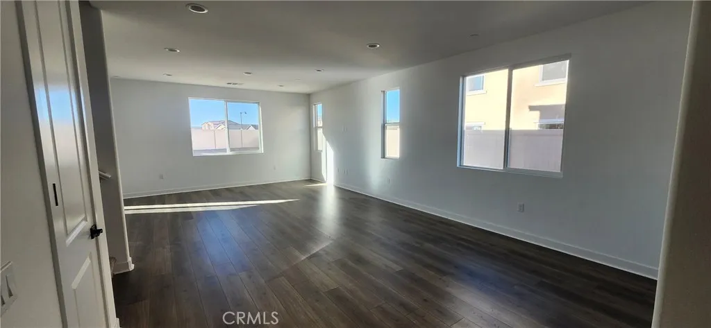 6356 Bassets Street, Hesperia, California 92345 home-pic-2