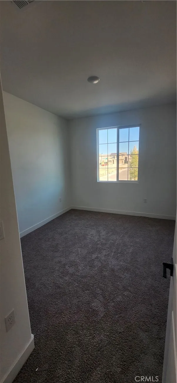 6356 Bassets Street, Hesperia, California 92345 home-pic-5