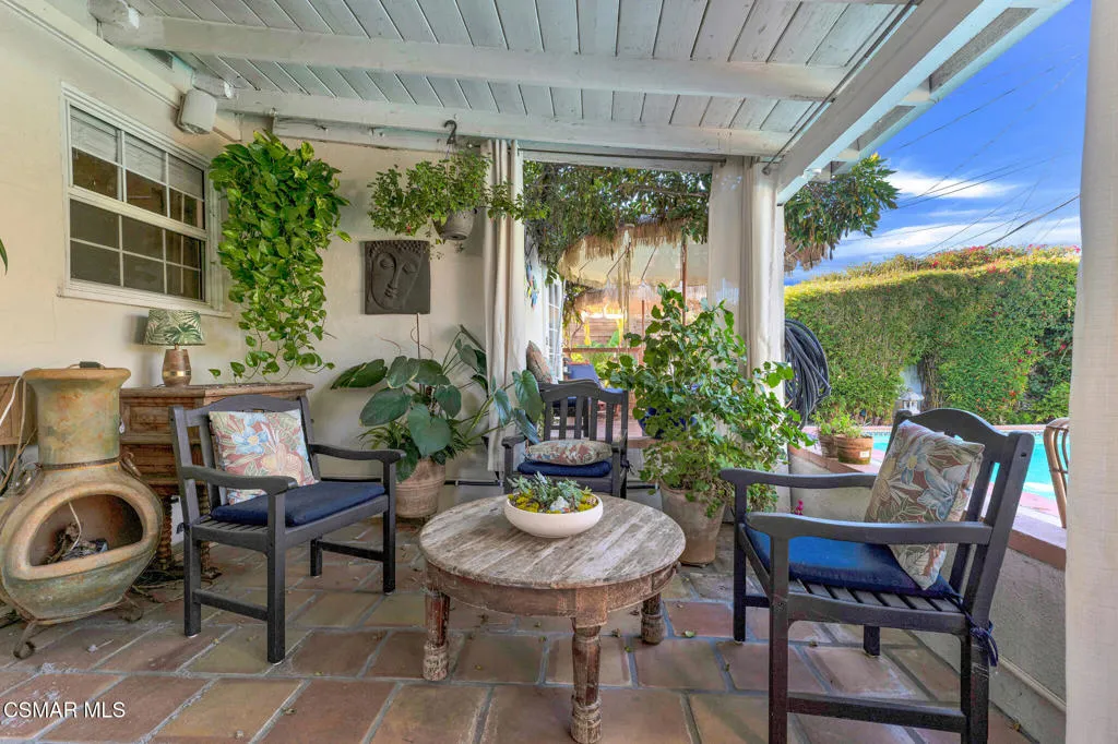 17649 Lemay Street, Lake Balboa, California 91406 home-pic-29