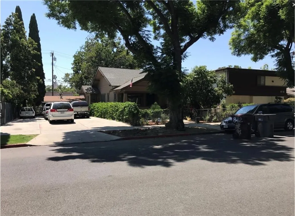 806 N Lacy, Santa Ana, California 92701 home-pic-4