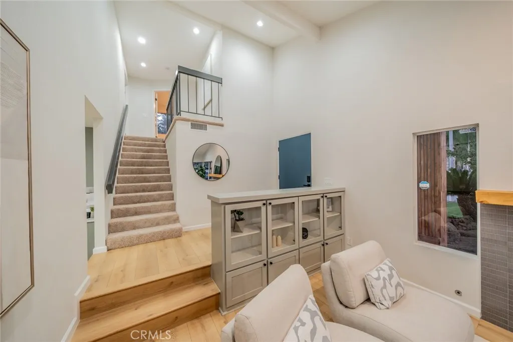 2202 Black Oak Place, Riverside, California 92506 home-pic-18