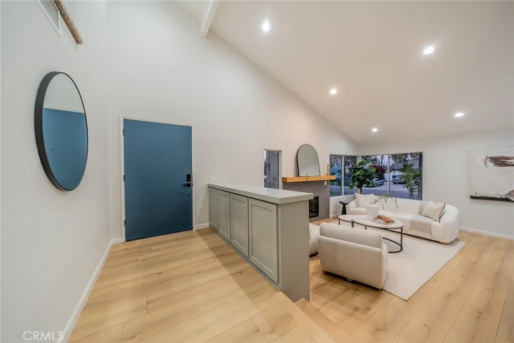 2202 Black Oak Place, Riverside, California 92506 home-pic-17