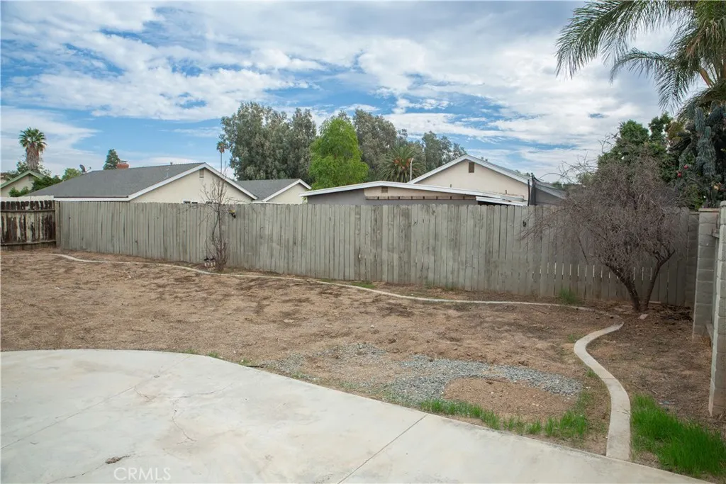 4526 Lyon, Riverside, California 92505 home-pic-17