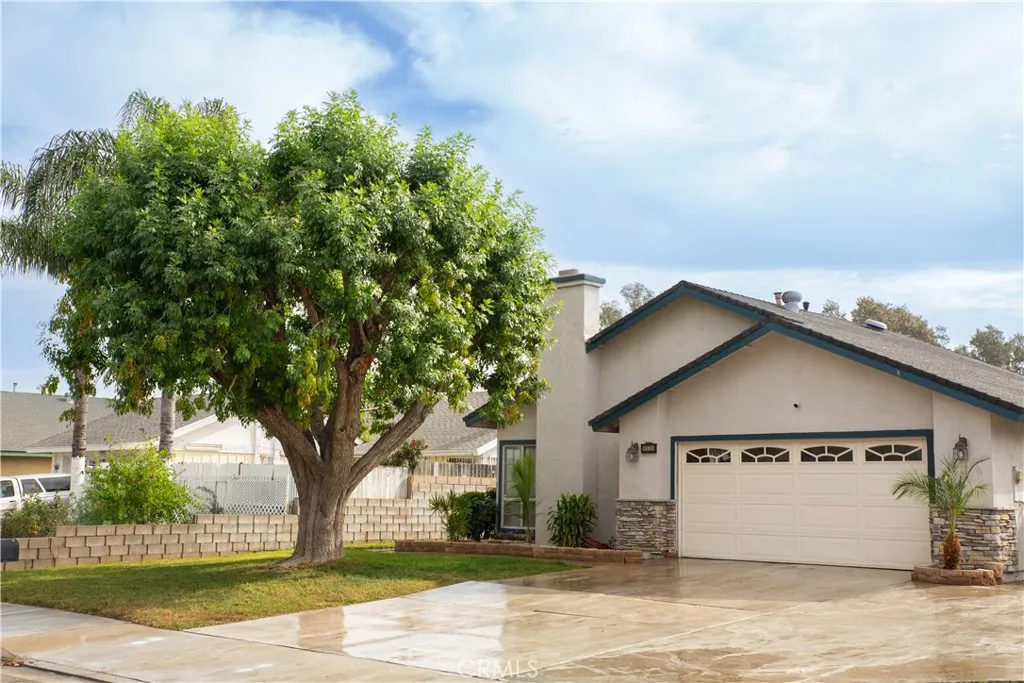 4526 Lyon, Riverside, California 92505 home-pic-0