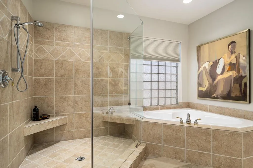 78780 Castle Pines Drive, La Quinta, California 92253 home-pic-24