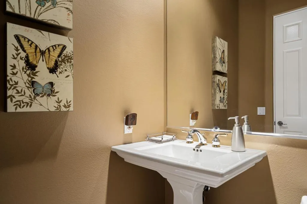 78780 Castle Pines Drive, La Quinta, California 92253 home-pic-25