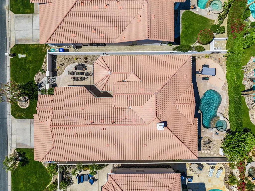 78780 Castle Pines Drive, La Quinta, California 92253 home-pic-31