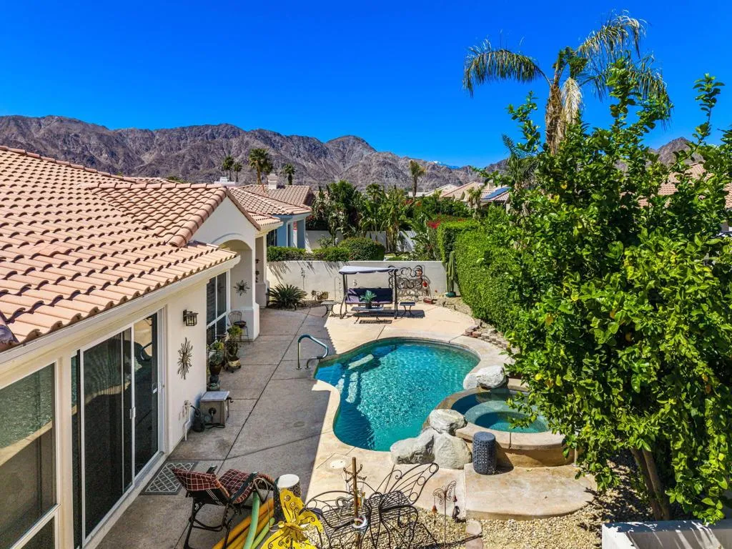 78780 Castle Pines Drive, La Quinta, California 92253 home-pic-2