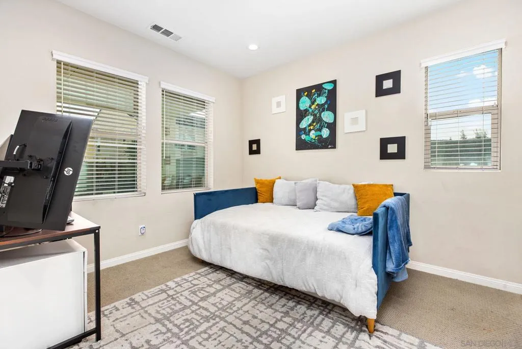 2018 Avenida Artana, Chula Vista, California 91913 home-pic-7