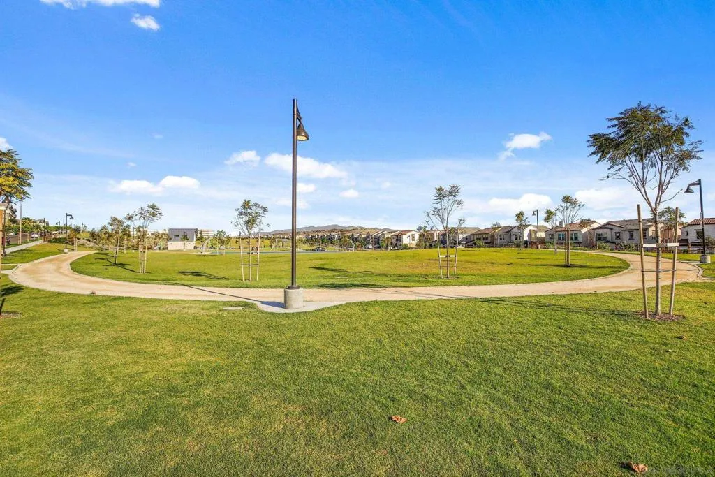 2018 Avenida Artana, Chula Vista, California 91913 home-pic-21