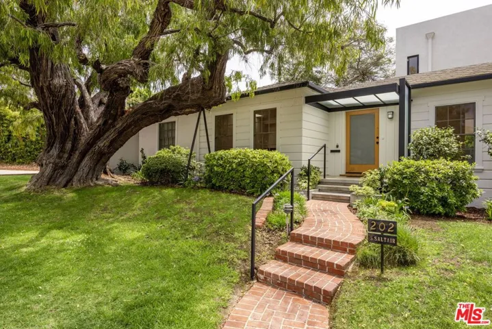 202 S Saltair Avenue, Los Angeles, California 90049