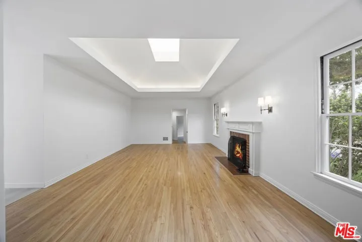 202 S Saltair Avenue, Los Angeles, California 90049
