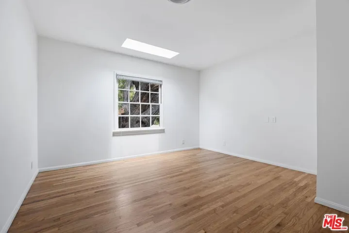 202 S Saltair Avenue, Los Angeles, California 90049