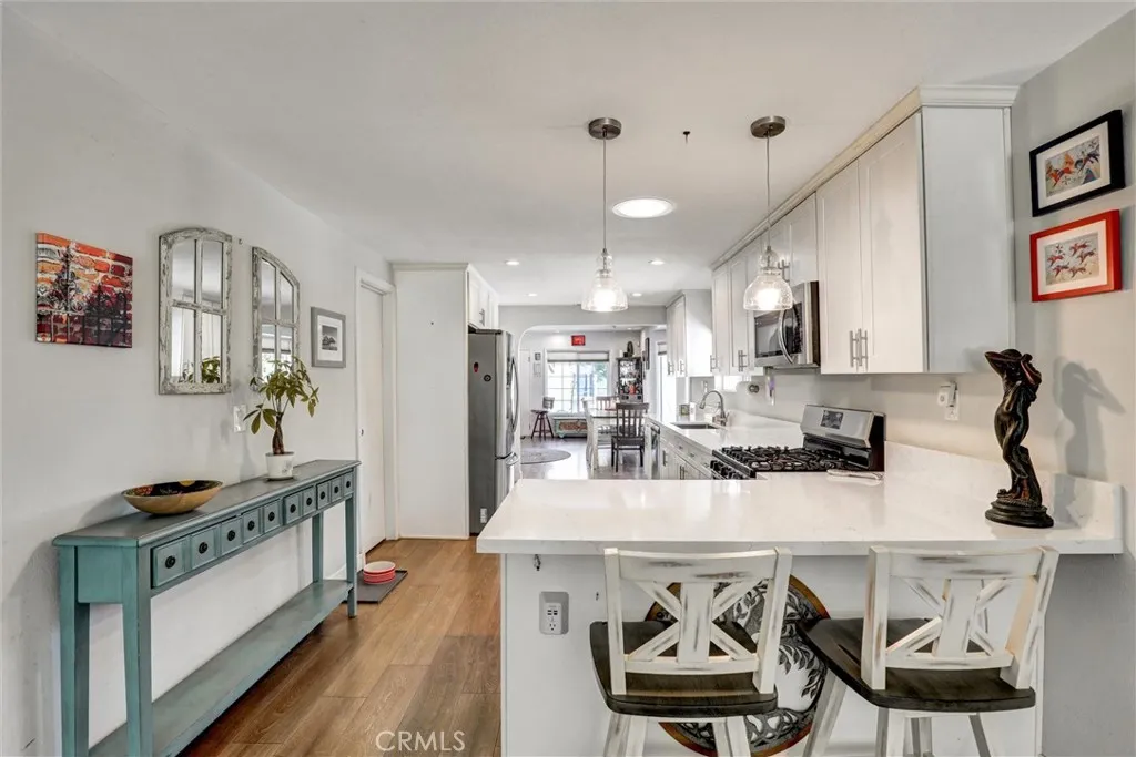 1626 E 6th, Long Beach, California 90802 home-pic-12