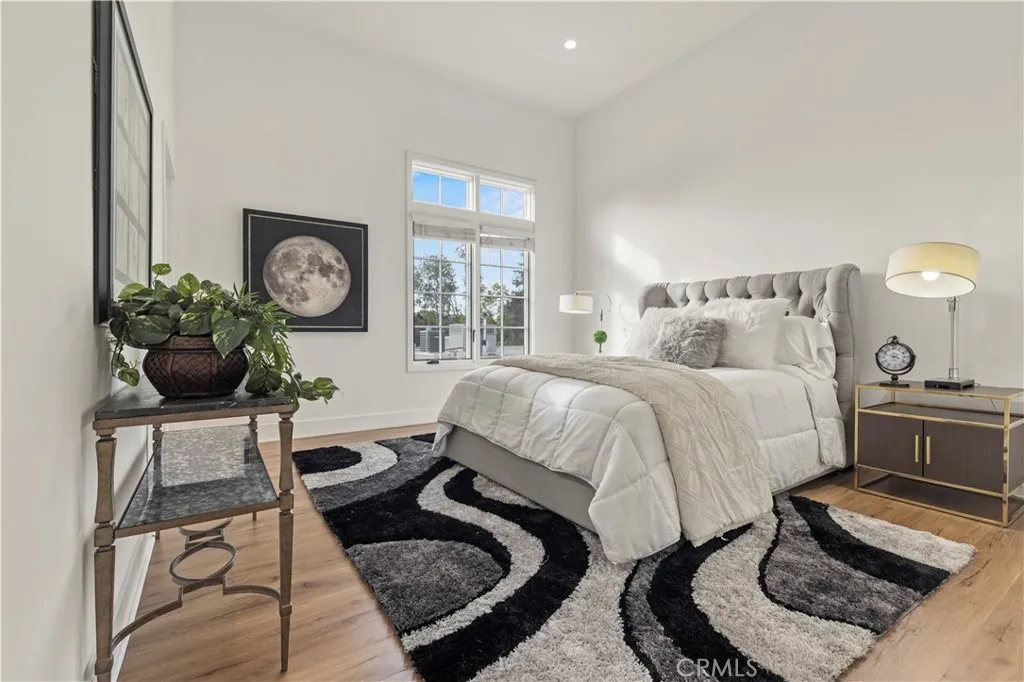 288 S Oakland Ave 211, Pasadena, California 91101 home-pic-17
