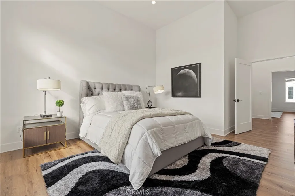 288 S Oakland Ave 211, Pasadena, California 91101 home-pic-19