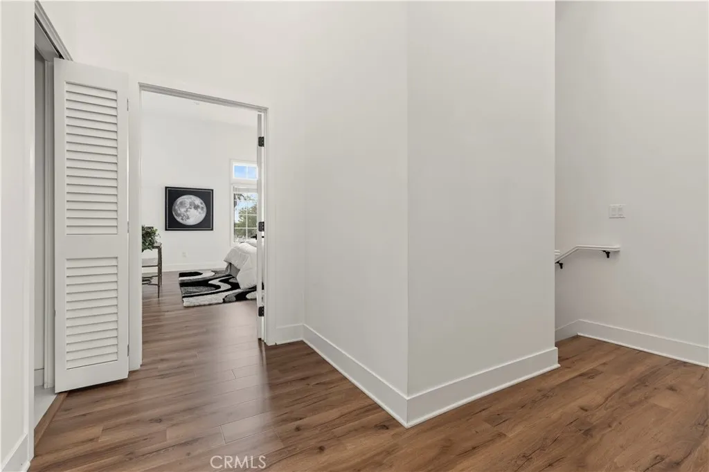 288 S Oakland Ave 211, Pasadena, California 91101 home-pic-22