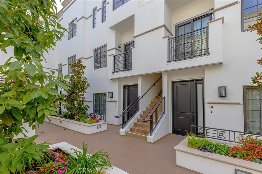 288 S Oakland Ave 211, Pasadena, California 91101 home-pic-31