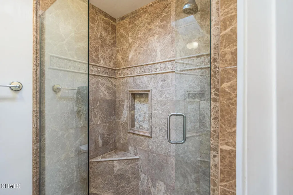 4604 Falkirk, Oxnard, California 93035 home-pic-24