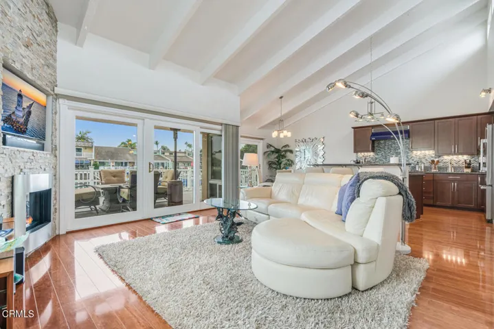 4604 Falkirk Bay Oxnard CA-large-009-012