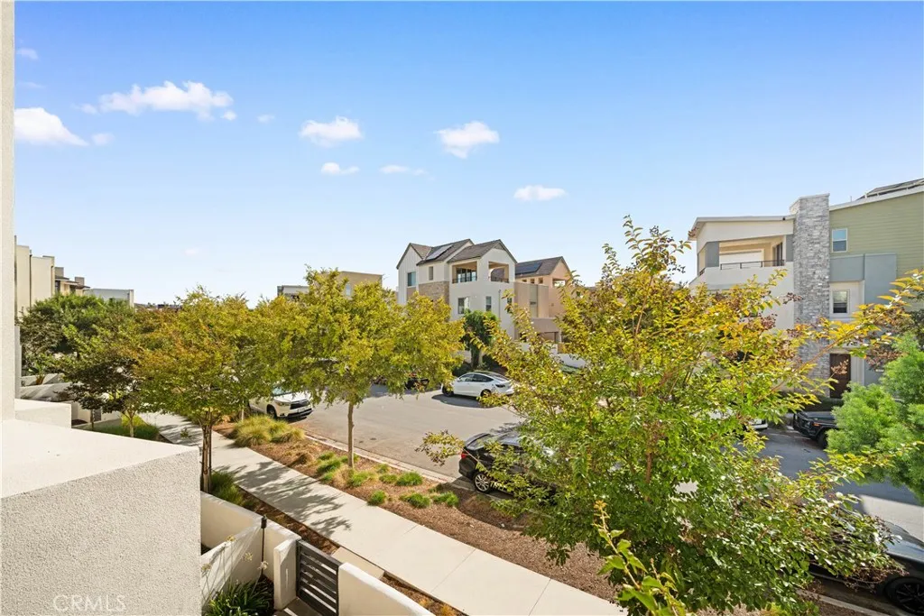 115 Episode, Irvine, California 92618 home-pic-35