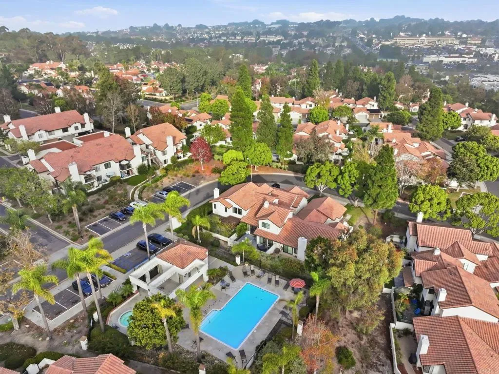 3694 Fallon Circle, San Diego, California 92130 home-pic-35