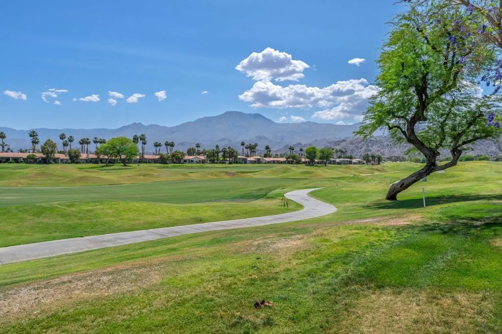 80613 Oak Tree, La Quinta, California 92253 home-pic-4