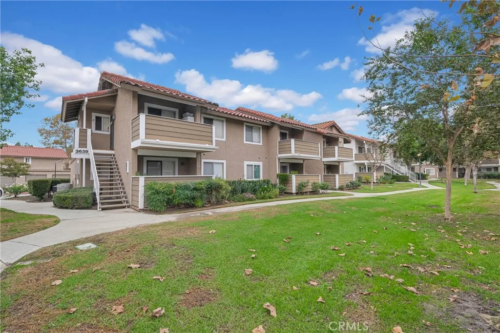3639 Country Oaks Loop F, Ontario, California 91761 home-pic-21