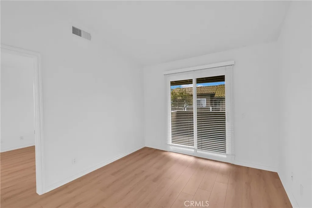 3639 Country Oaks Loop F, Ontario, California 91761 home-pic-3